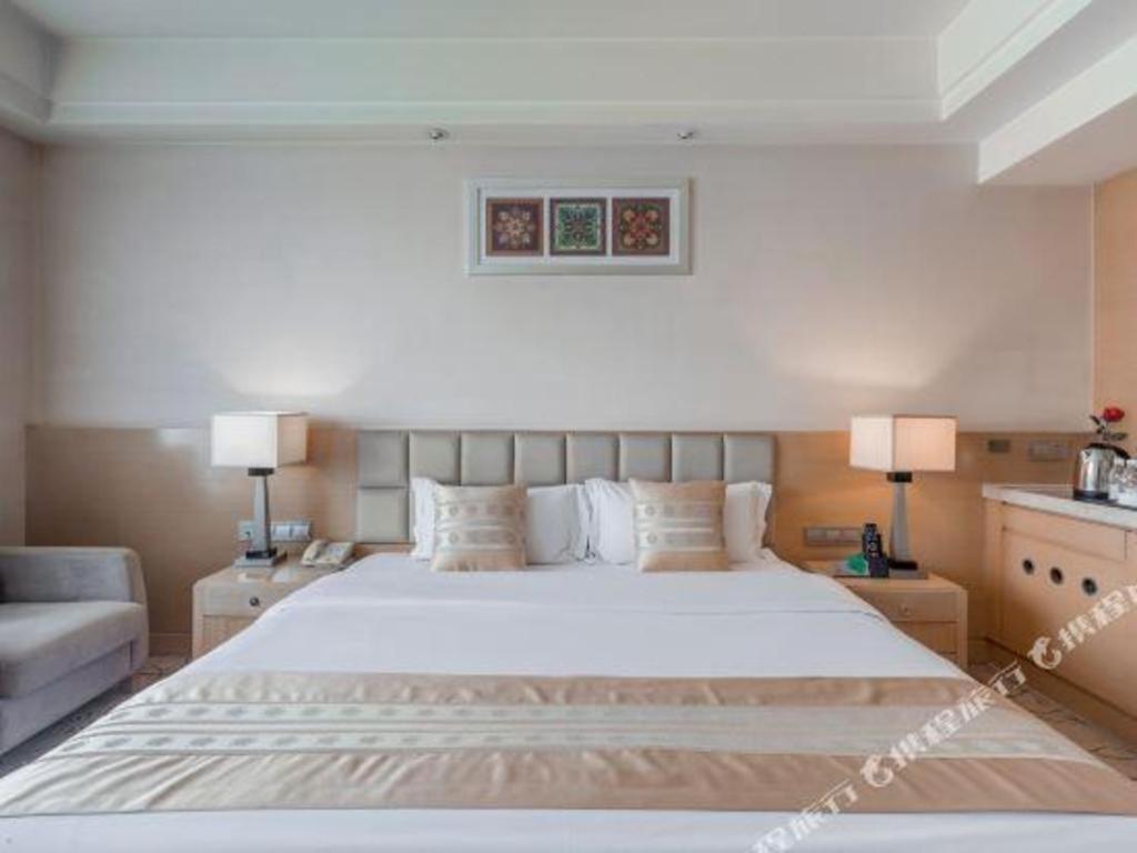 Chengdu Yinsheng International Hotel Supoqiao Екстер'єр фото