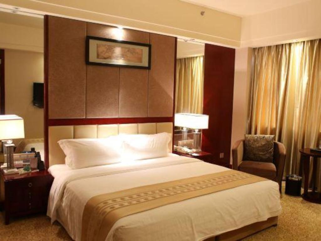 Chengdu Yinsheng International Hotel Supoqiao Екстер'єр фото