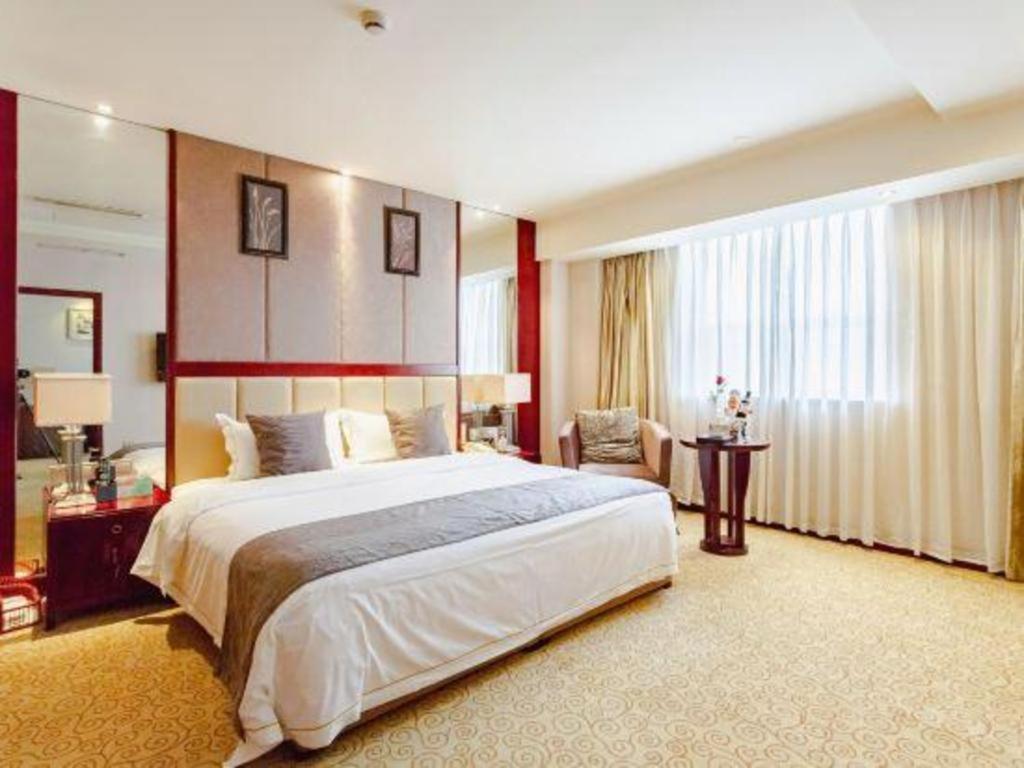 Chengdu Yinsheng International Hotel Supoqiao Екстер'єр фото