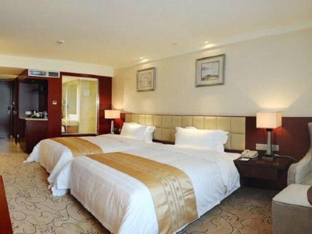Chengdu Yinsheng International Hotel Supoqiao Екстер'єр фото