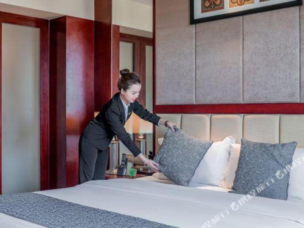 Chengdu Yinsheng International Hotel Supoqiao Екстер'єр фото