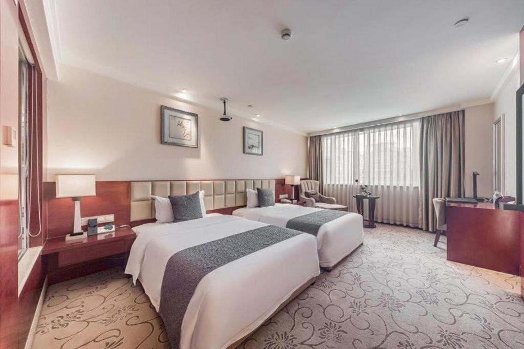 Chengdu Yinsheng International Hotel Supoqiao Екстер'єр фото