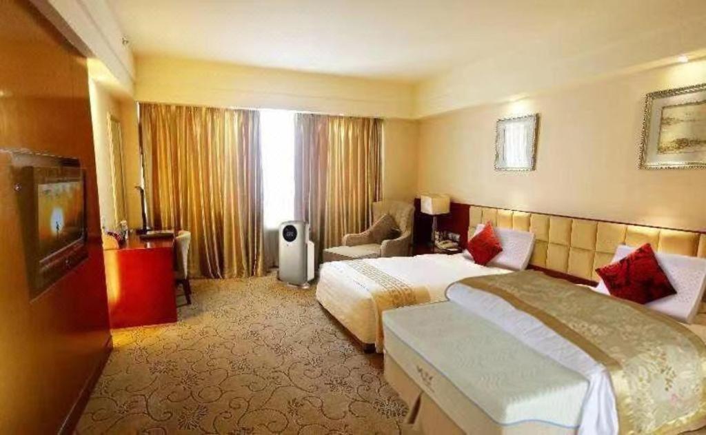 Chengdu Yinsheng International Hotel Supoqiao Екстер'єр фото
