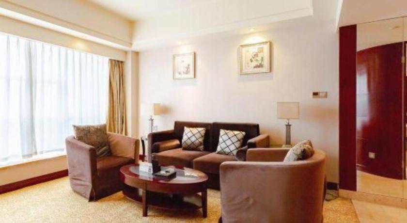 Chengdu Yinsheng International Hotel Supoqiao Екстер'єр фото