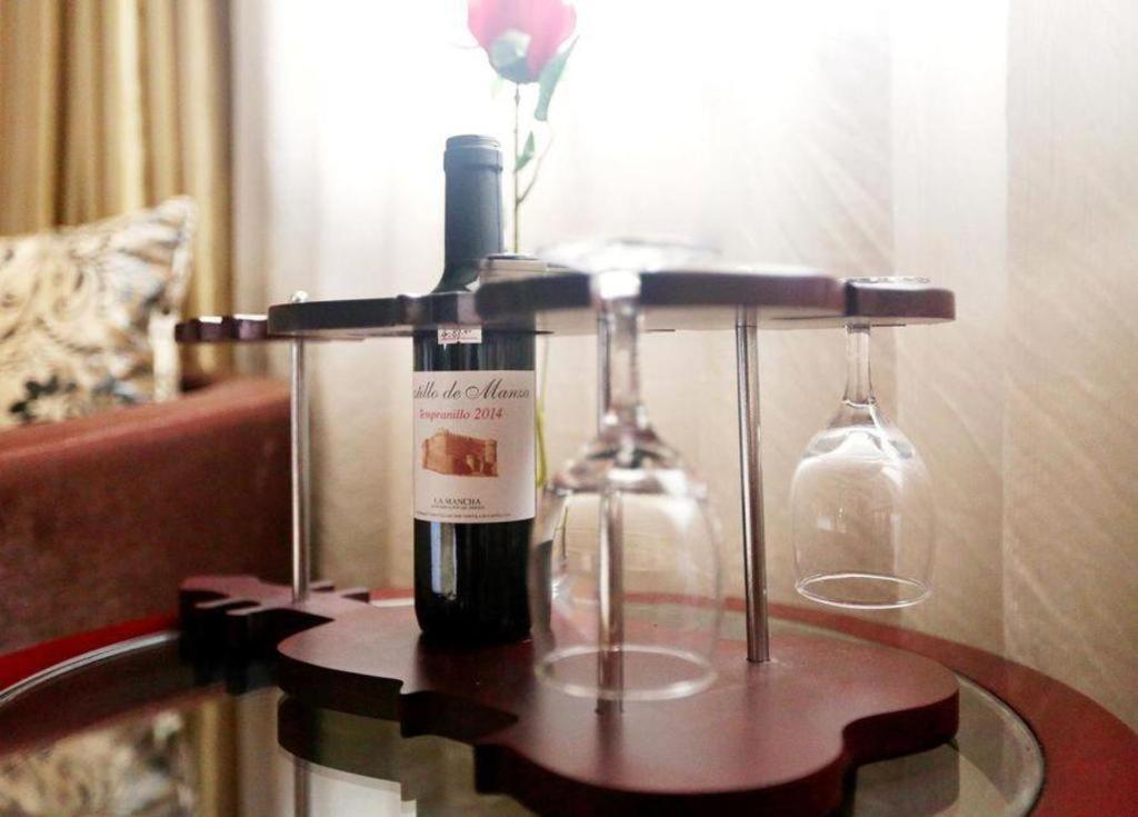 Chengdu Yinsheng International Hotel Supoqiao Екстер'єр фото