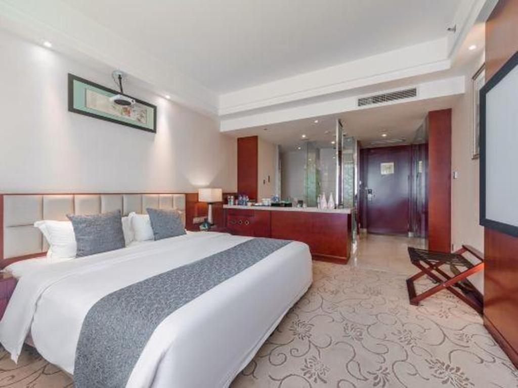 Chengdu Yinsheng International Hotel Supoqiao Екстер'єр фото