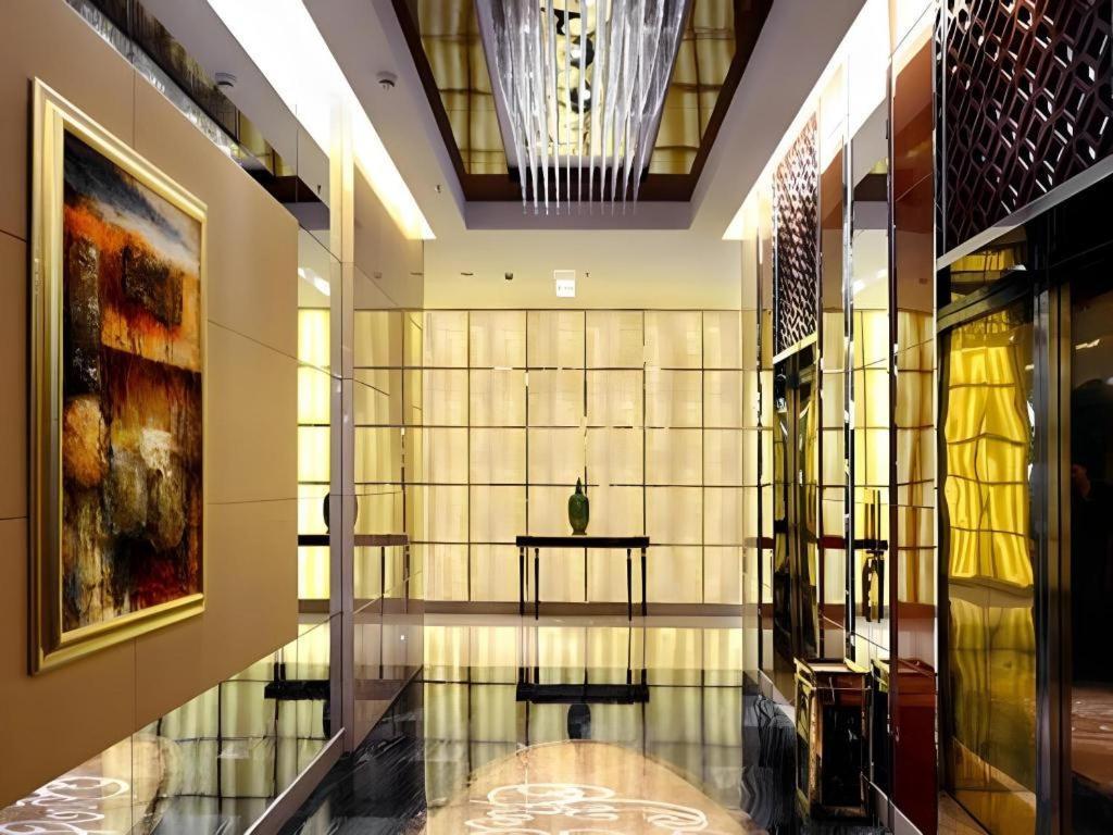 Chengdu Yinsheng International Hotel Supoqiao Екстер'єр фото
