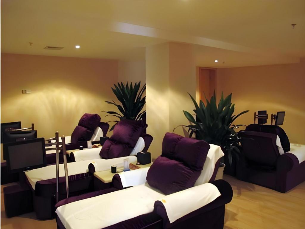 Chengdu Yinsheng International Hotel Supoqiao Екстер'єр фото